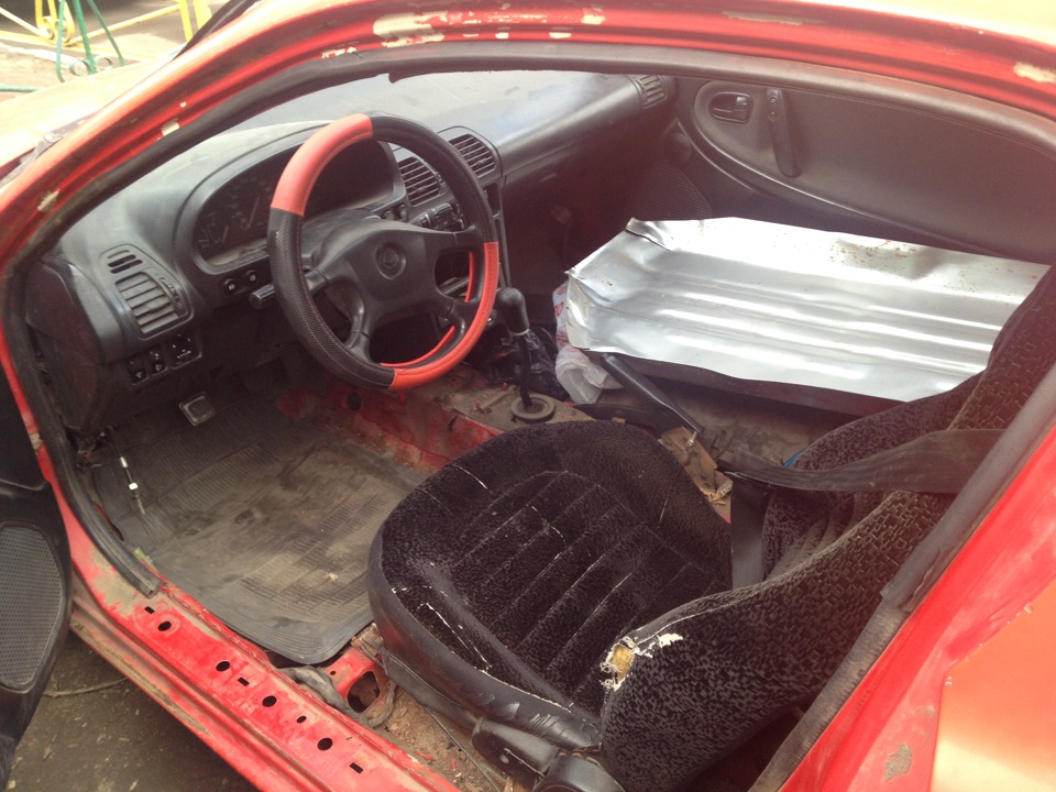 День тры) Попытки работы со сваркой. — Mazda MX-3, 1,8 л, 1993 года ...