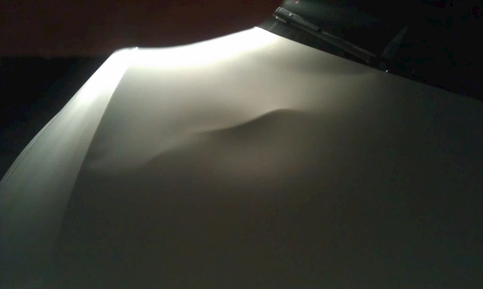 Удаление вмятин на капоте без покраски на Volkswagen Jetta — DRIVE2