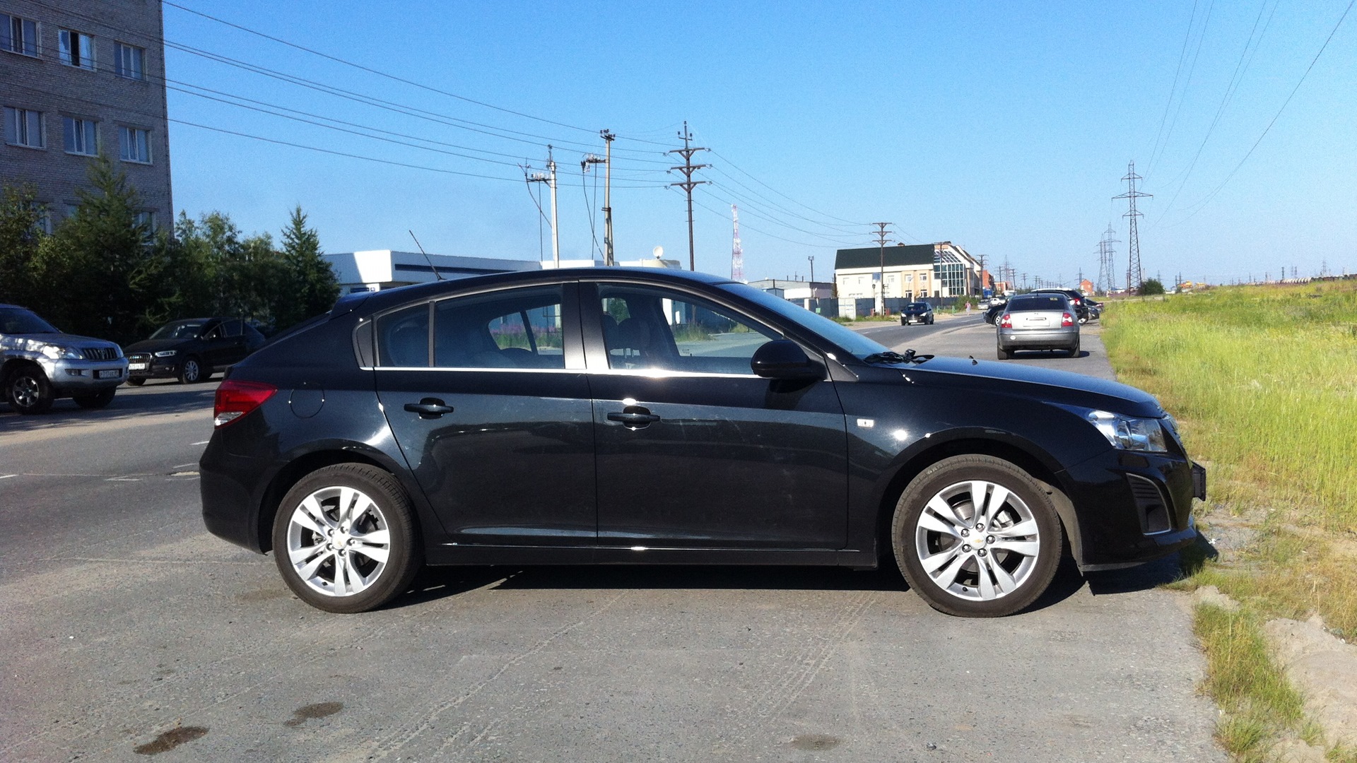 Chevrolet Cruz 2013 хэтчбек черный