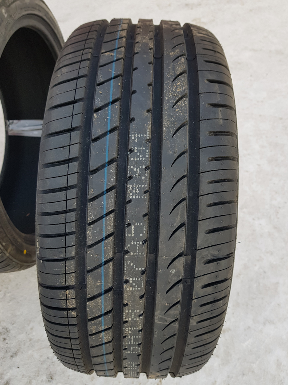 летняя резина GoForm r19 235/40/19 — Lexus LS (UCF30), 4,3 л, 2004 года ...