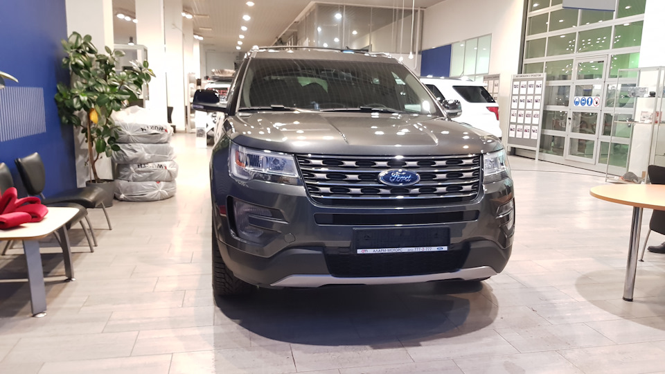Ford Explorer SLON