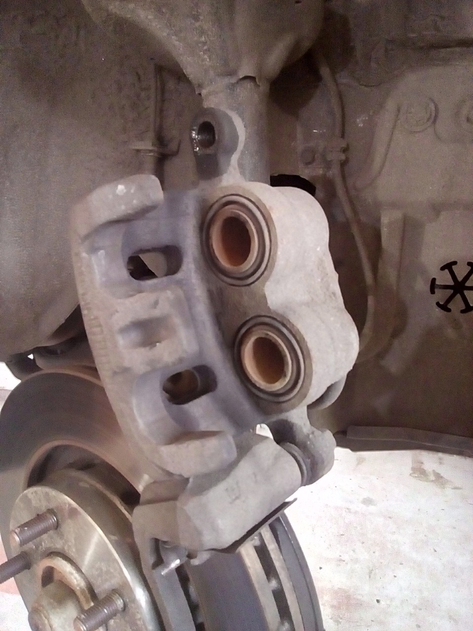 Запись от 15 апреля 21:45 — Mitsubishi Outlander (1G), 2011 года ...