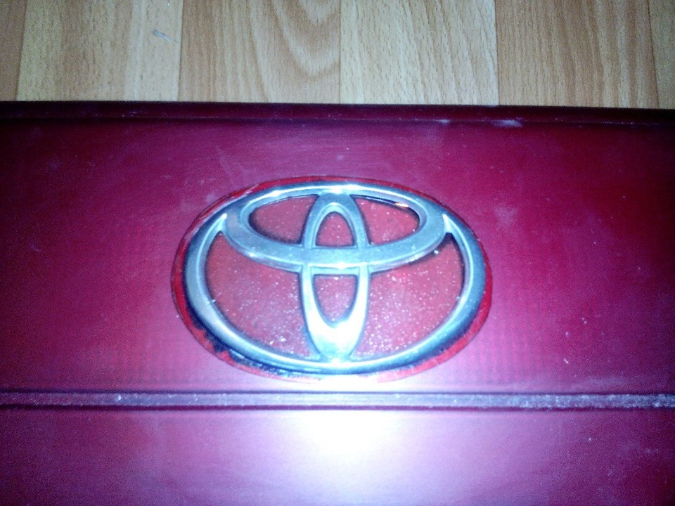 И снова значок "тойота" — Toyota Corolla Ceres, 1,6 л, 1993 года ...