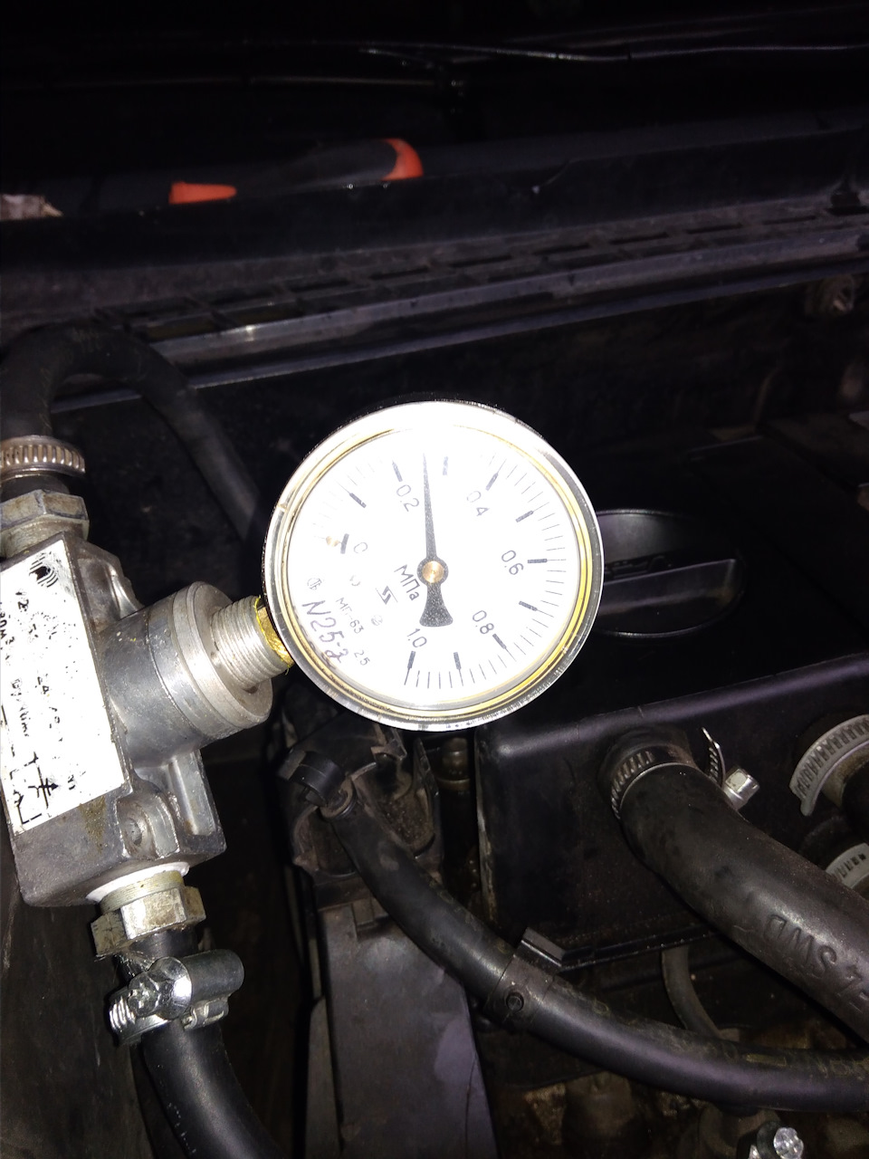 Давление в топливной системе восстановлено или замена бензонасоса ...