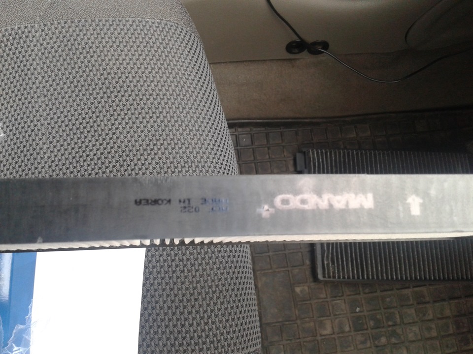 Смена салонного фильтра и замена лампочки в бардачке — Chevrolet Rezzo ...