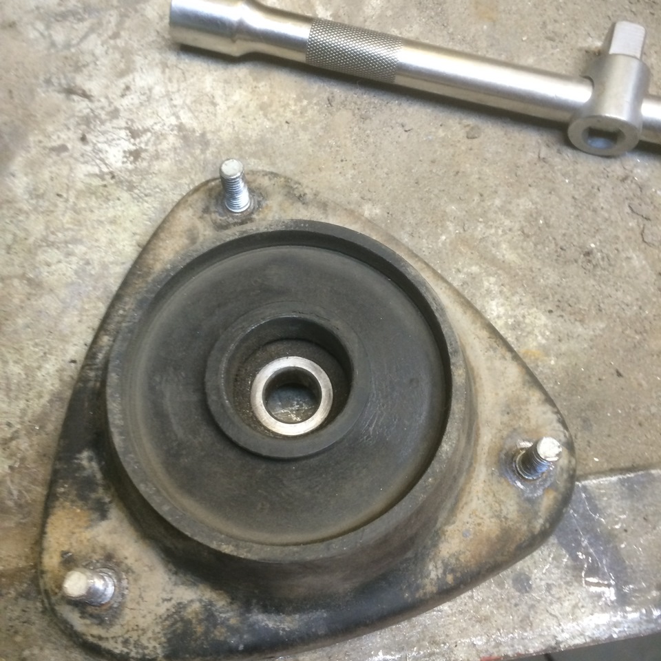 воздушный фильтр, замена опорников, тавотницы в стойки, жижа гур ...