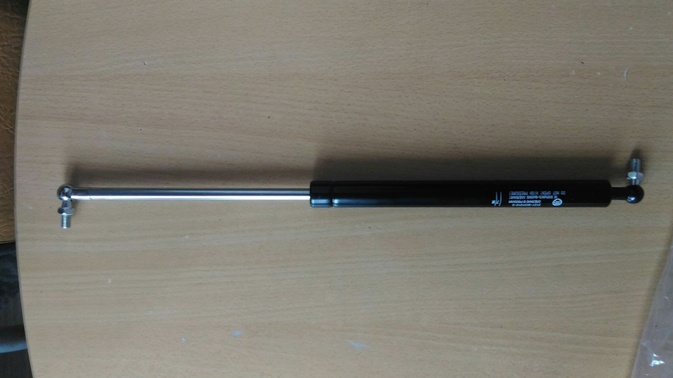 Рассчитать газлифт для люка. Усилие газового упора. Газовый упор багажника 2108 размеры. Схема установки газлифта на люк в подвал. Газовый упор 800 мм.