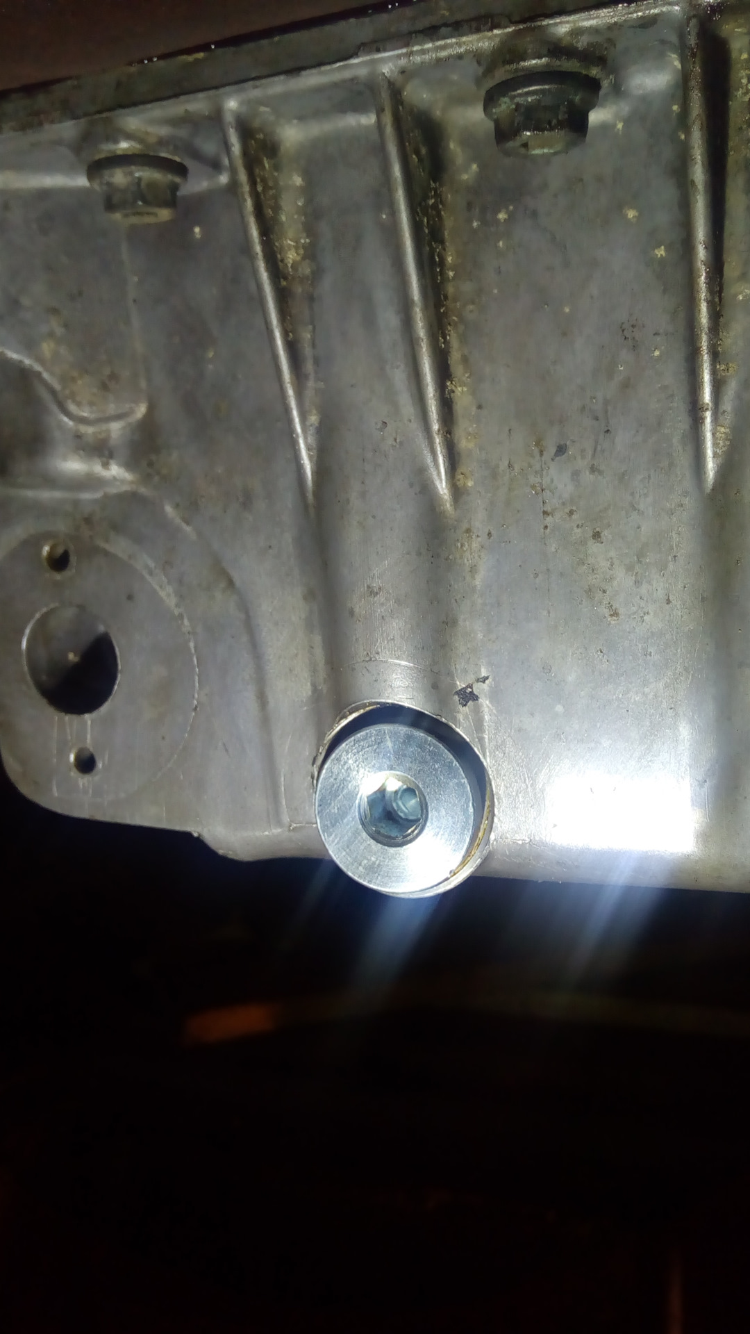 Пробка сливная казанка. Сливная пробка прогресс 4. Сливная пробка казанка 5м3. Сливная пробка казанка 5м. Сливная пробка прогресс 4.