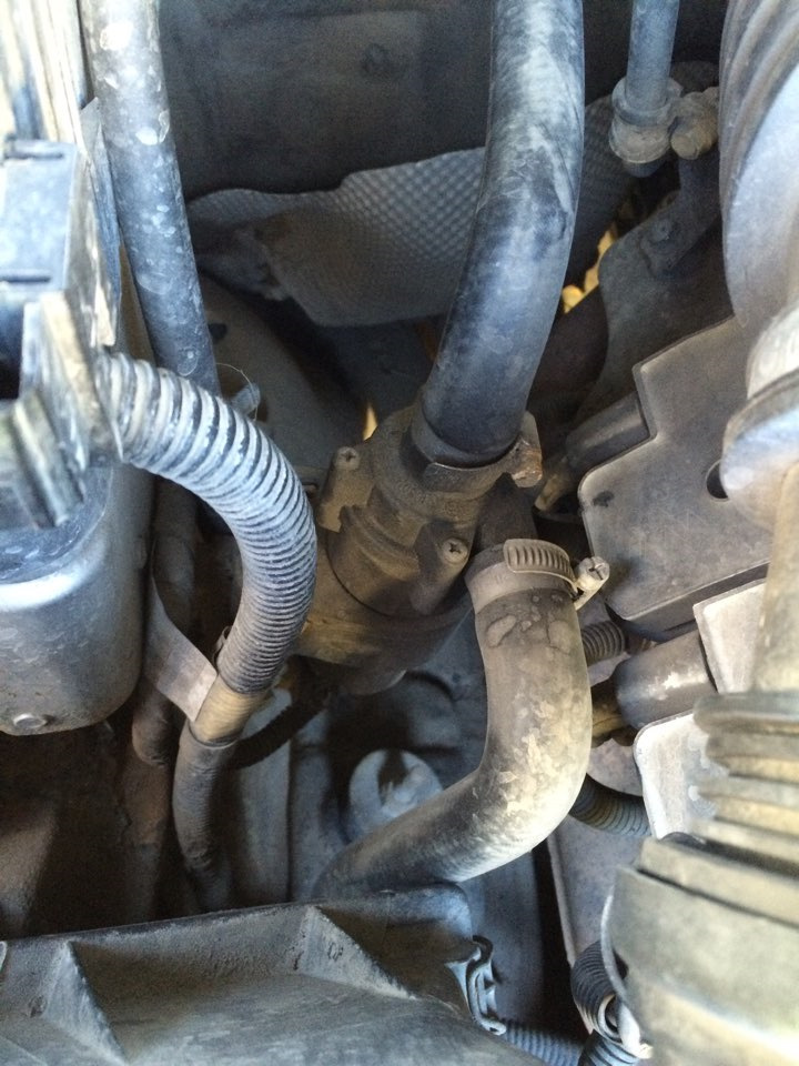 Замена рециркуляционного насоса системы охлаждения. — Mercedes-Benz M ...