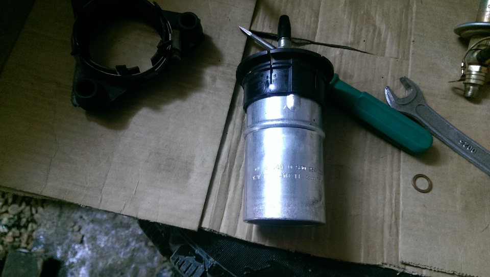 Замена бензонасоса и промывка бензобака. — DRIVE2