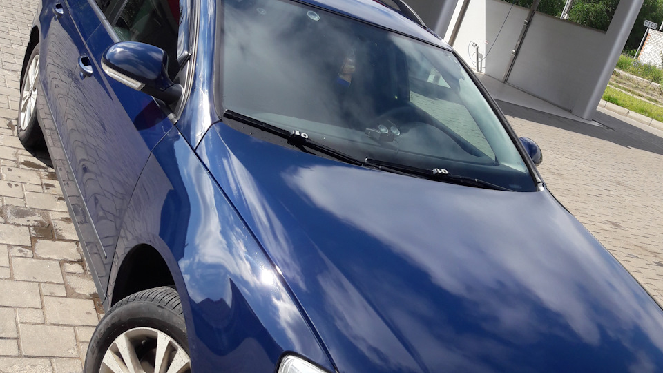 Замена тормозных накладок — Volkswagen Passat B6, 1,9 л, 2007 года ...