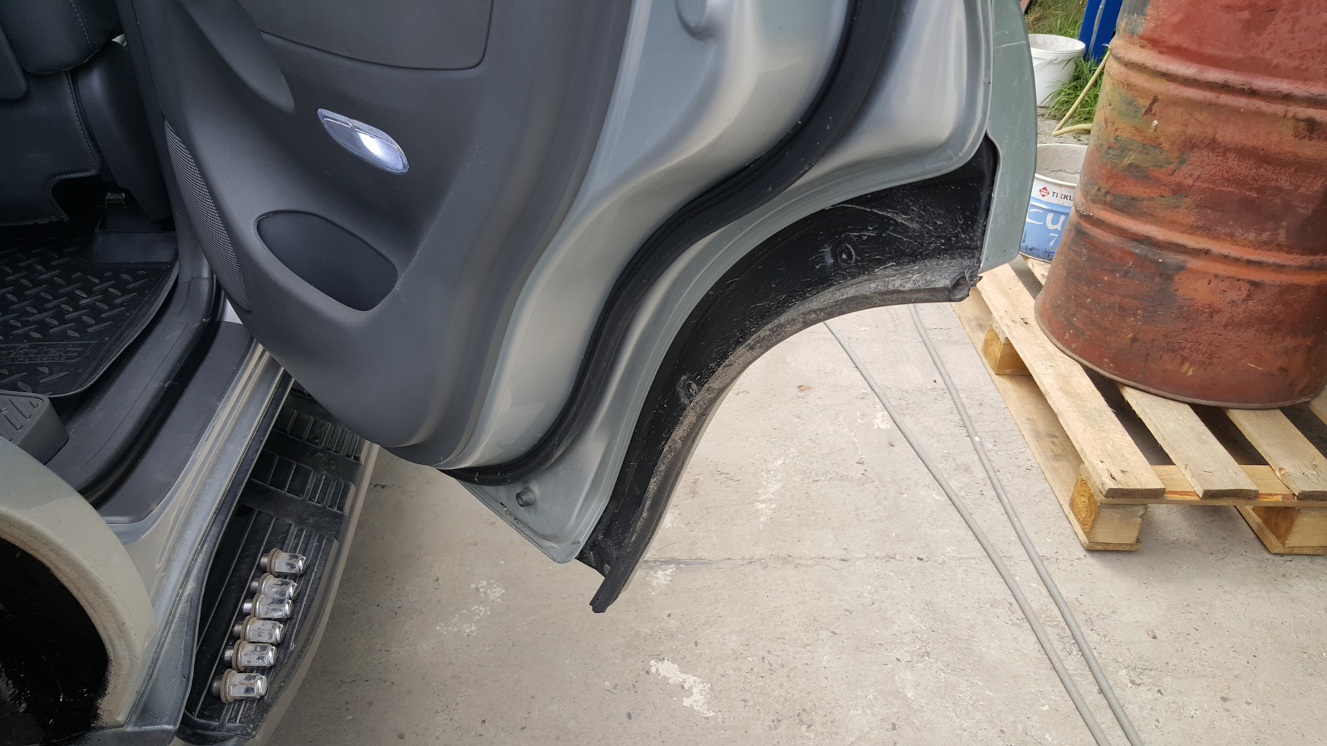 грибок в стиральной машинке. ручная чистка ковра. стиральная машина изнутри. избавляемся от грязи. избавляемся от грязи.