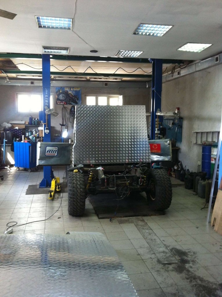 Фото в бортжурнале Land Rover Defender (L315/L316)
