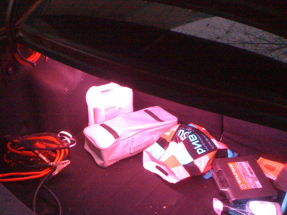 Замена подсветки багажника — KIA Rio (2G), 1,4 л, 2010 года тюнинг