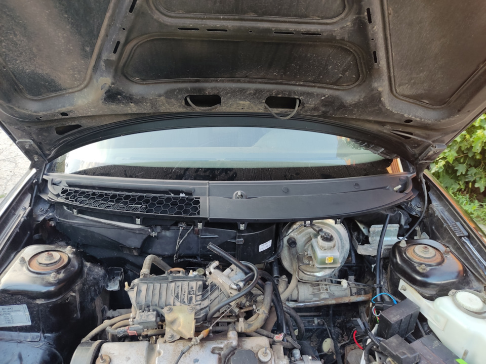 Черный потолок, подогрев зеркал через кнопку и так по мелочи — Lada ...