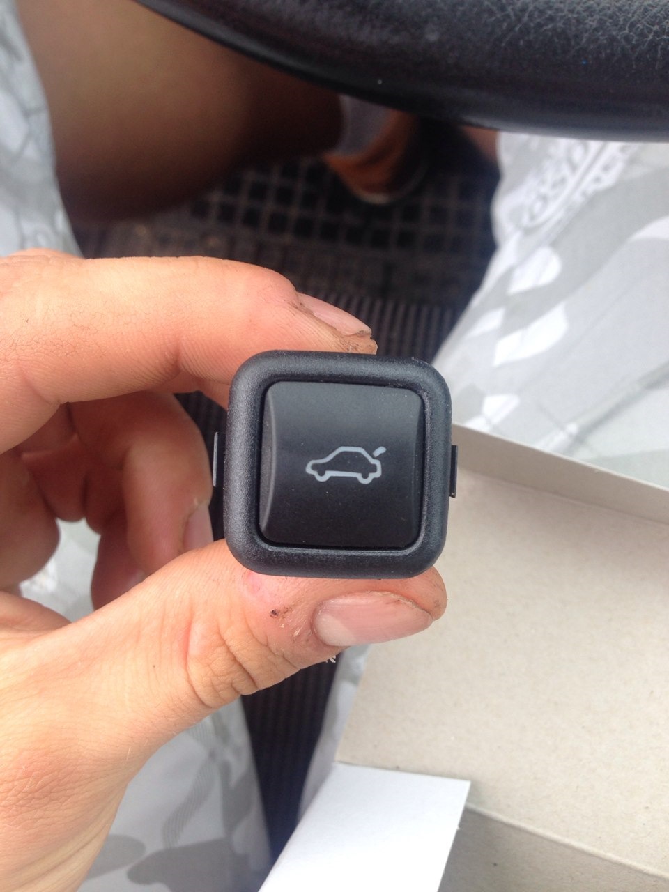 Купить Кнопку С Ключом Багажника