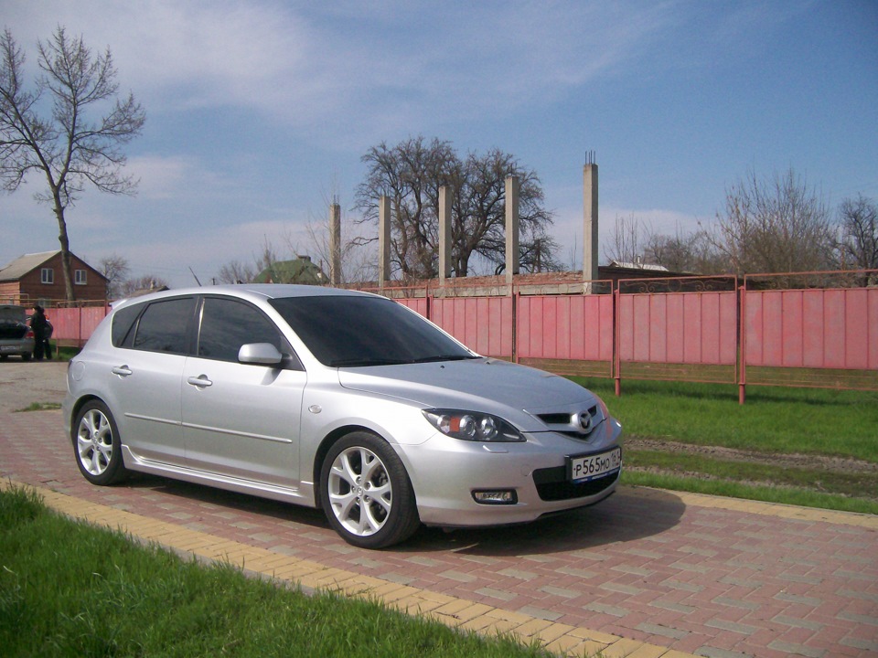 6 механика. Мазда 3 кузова. Mazda 3 i (bk) рестайлинг. Mazda 3 bk 2006. С отзывы.