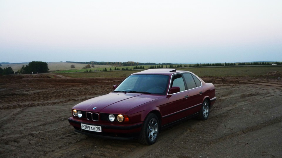 BMW 5 series 50 оттенков красного