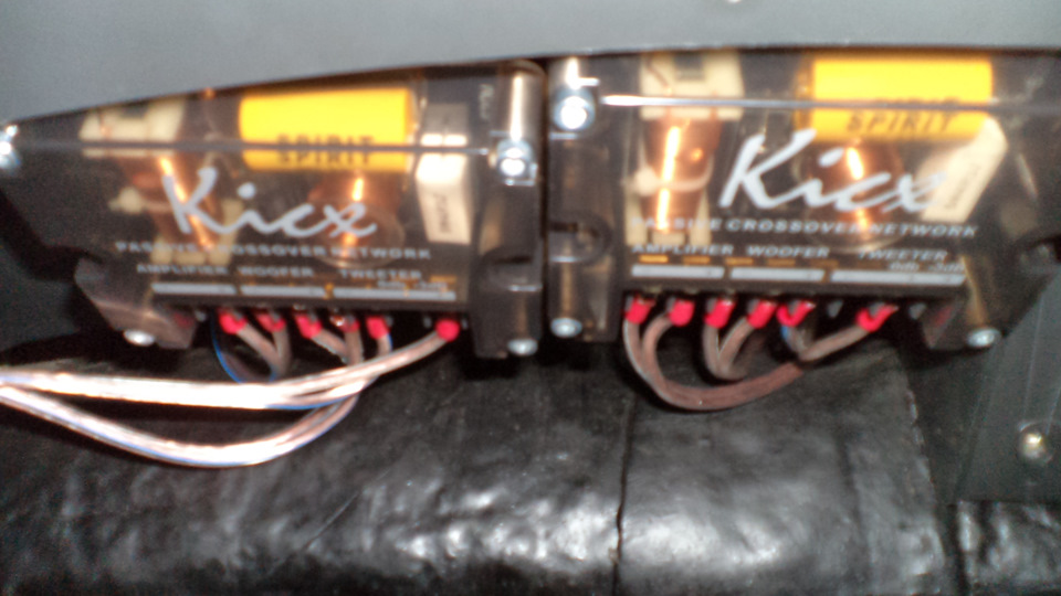 Оба кроссовера на месте :) — Lada 21124