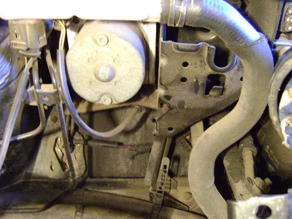 подскажите что за провода? — Audi A4 (B6), 1,8 л, 2001 года другое