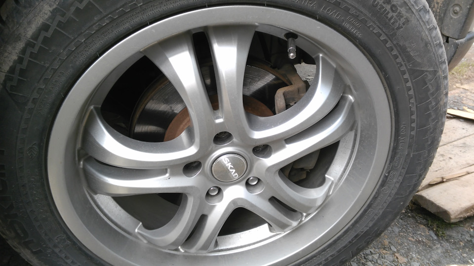 Покрасил суппорта и тормозные диски — Nissan X-Trail II (t31), 2,5 л ...