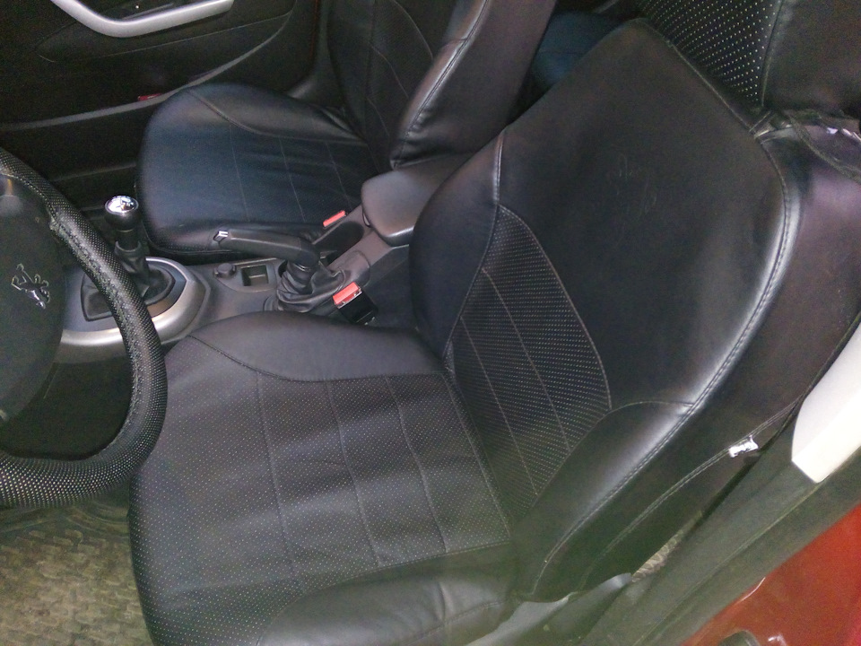 чехлы на сидения. — Peugeot 308 (1G), 1,6 л, 2010 года | аксессуары ...