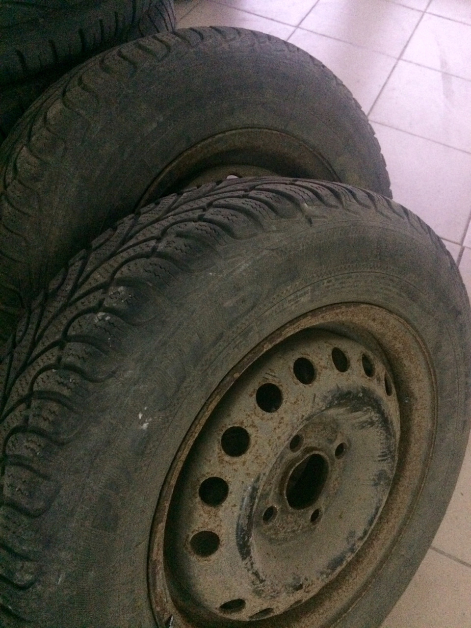 ПРОДАМ КОМПЛЕКТ ДИСКОВ И РЕЗИНЫ — Daewoo Lanos, 1,5 л, 2003 года ...