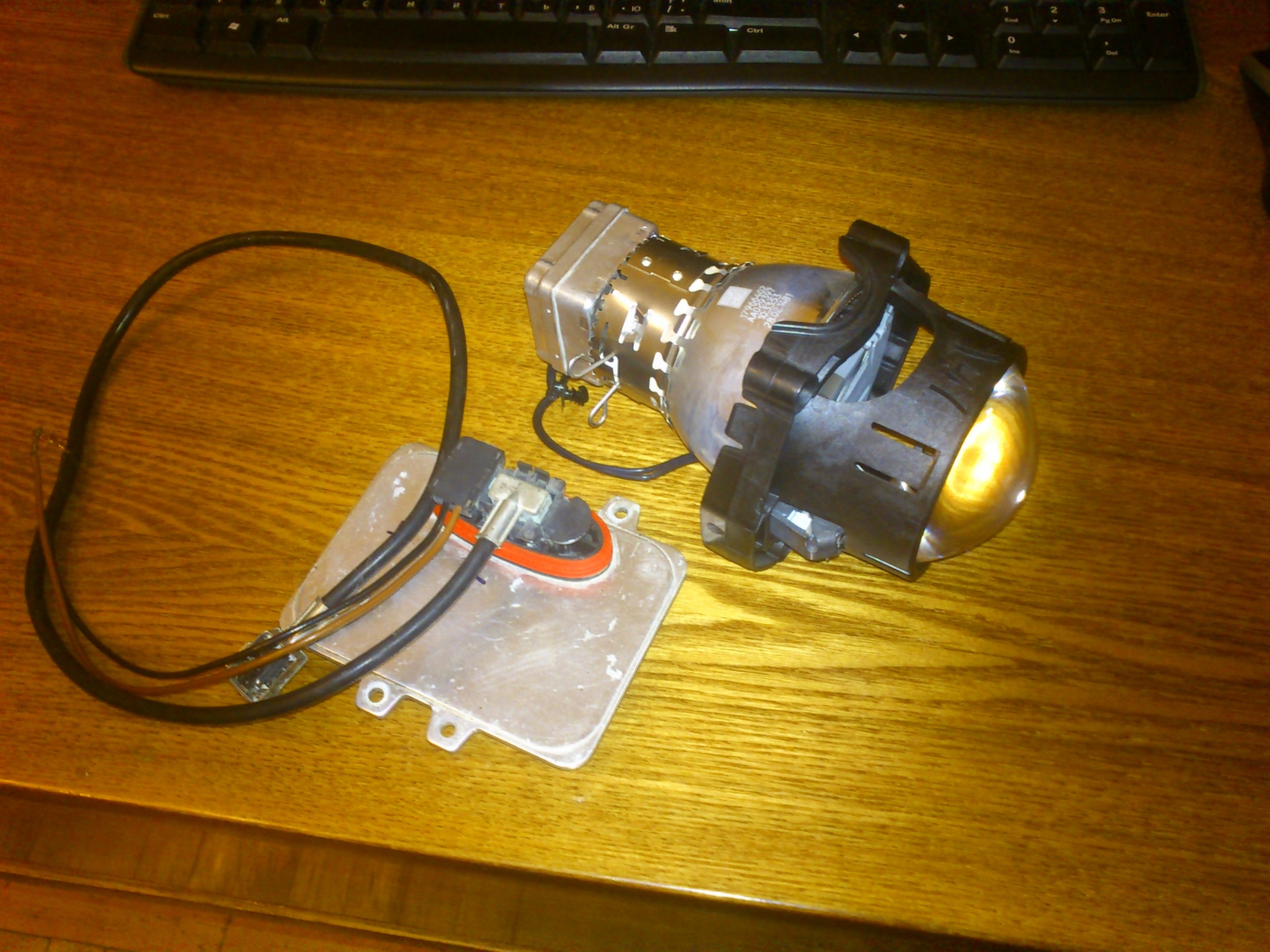 комплектующие для фар под биксенон — Hyundai Solaris, 1,6 л., 2014 года ...