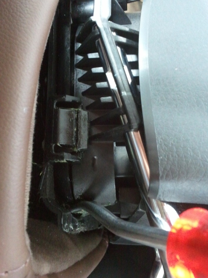 Закладка: как разобрать подголовник — DRIVE2