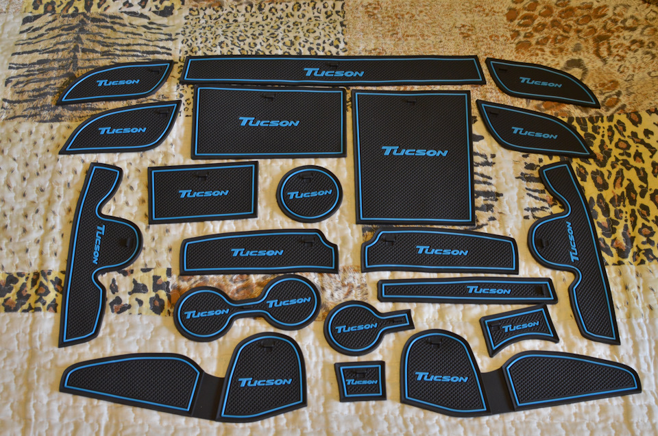 Силиконовые коврики в ниши салона. — Hyundai Tucson (TL)
