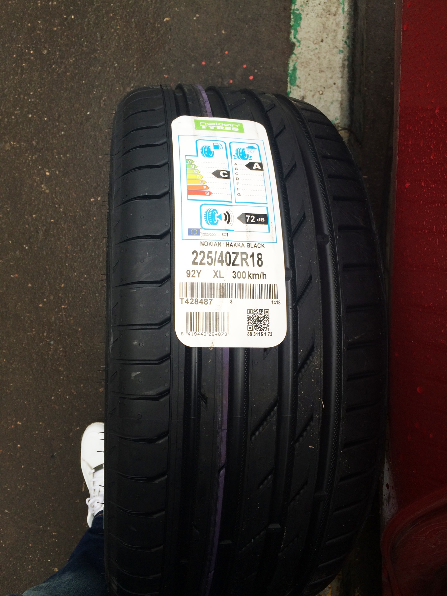 Nokian hakka black 2 225/45 r17. Нокиан хакка блэк 225/45 17. Nokian tyres hakka black 2 225/40 r18. Nokian hakka black 245/45. Nokian tyres hakka black 2 235/45 r18 98w.