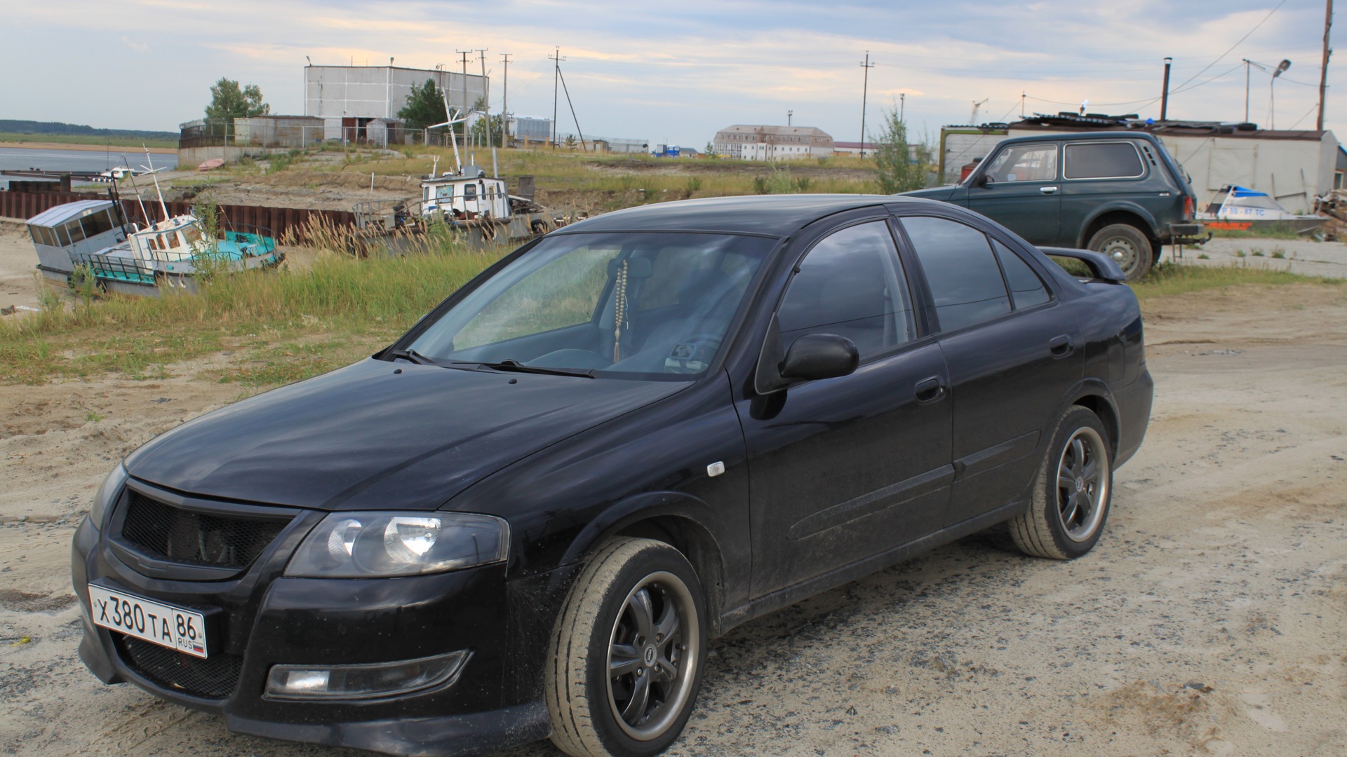 Nissan Almera 2006 черный