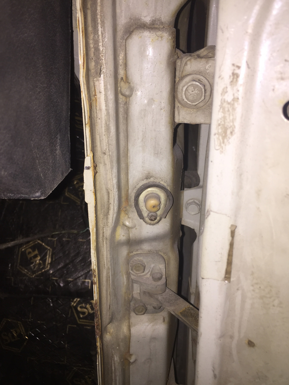 Проводка в двери! — КАМАЗ 11113 Ока, 0,5 л, 1999 года | своими руками ...