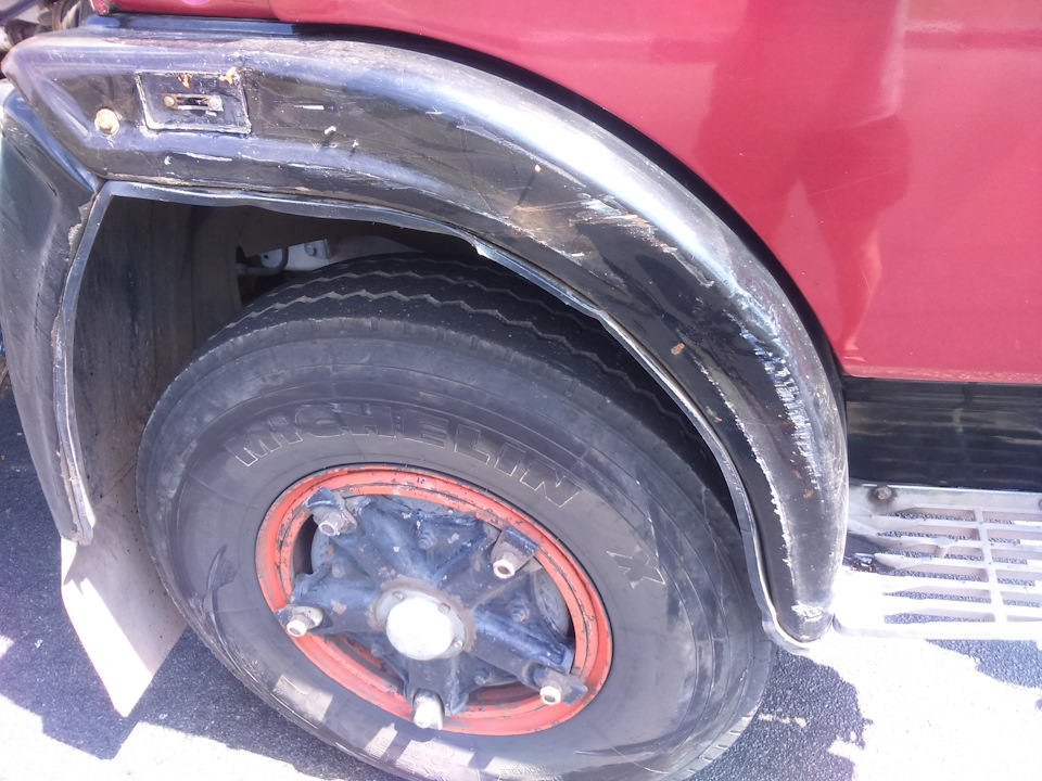 6 — КАМАЗ Золотарь