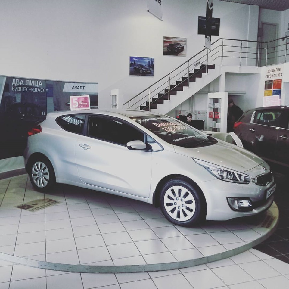 Замена абсорбера и хомутов бензобака. — KIA Pro_Ceed, 1,6 л, 2008 года ...