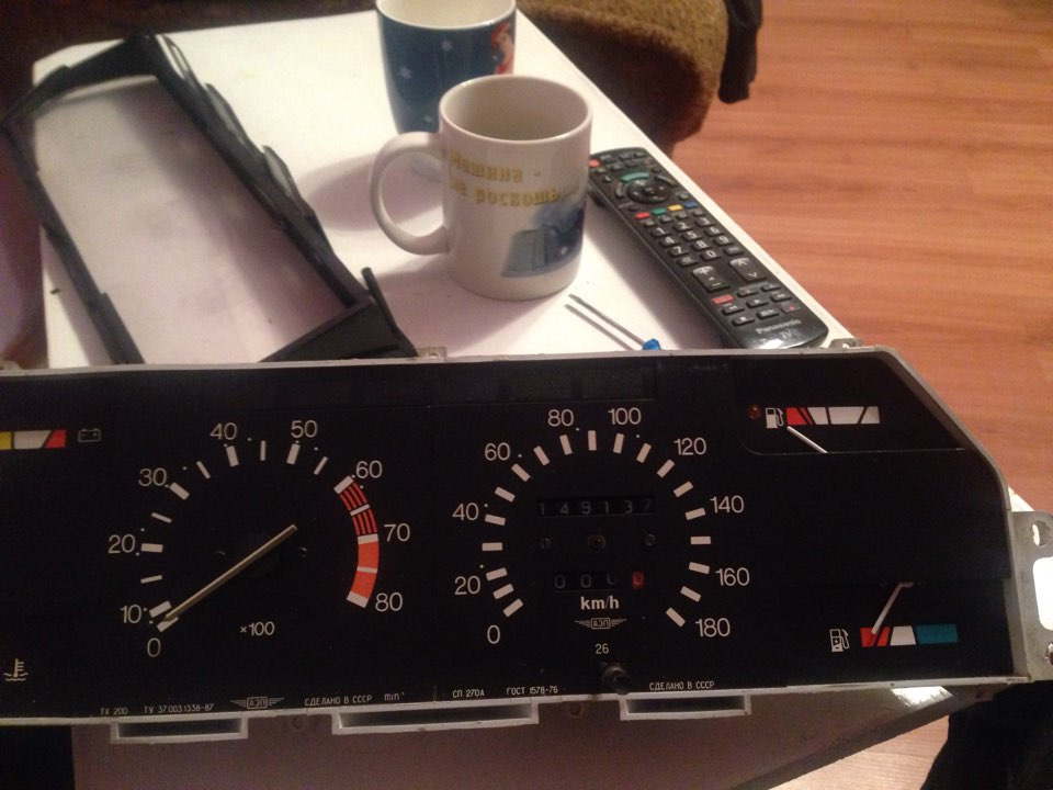 спидометр азлк 2141. спидометр ваз на москвич 2141. спидометр москвич 2141. спидометр экспортный москвич 2141. приборка рар на москвич 2141.