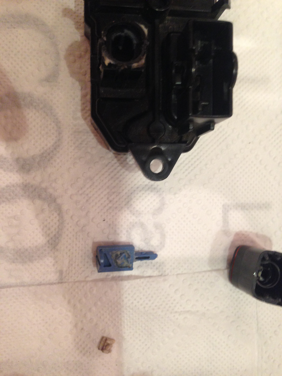 Ремонт кнопки блокировки стекол — DRIVE2