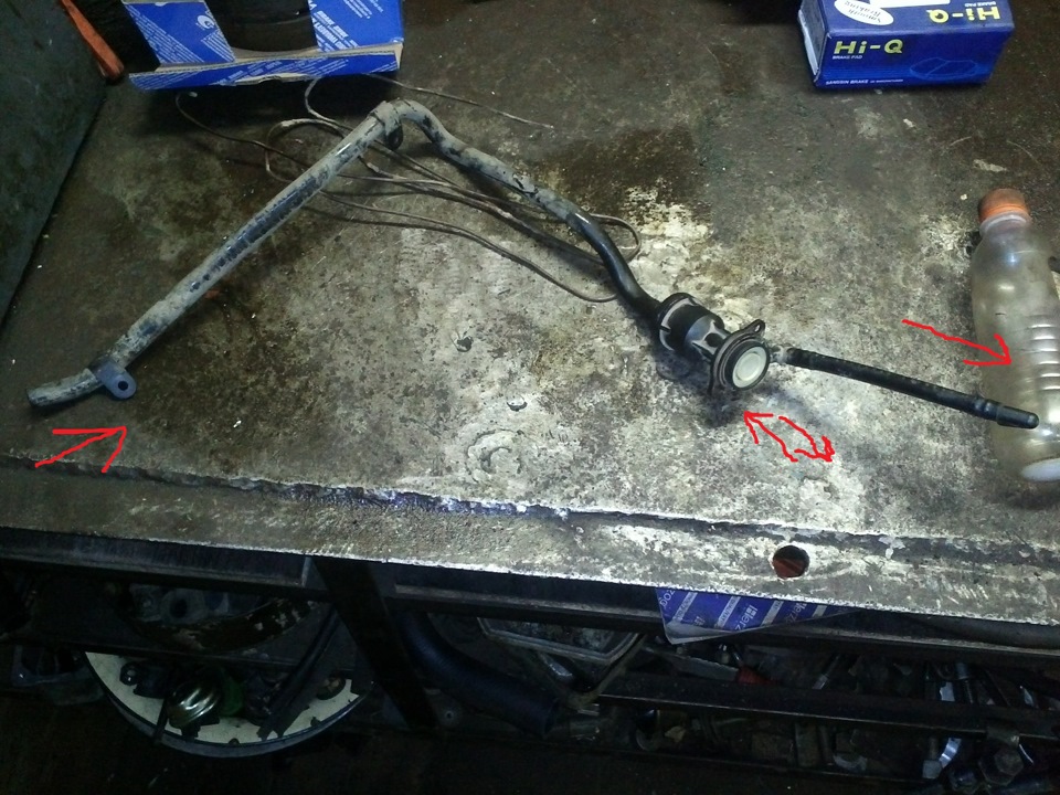 Шипение из бака при открывании — чистка адсорбера! — Audi A6 (C5), 2,4 ...