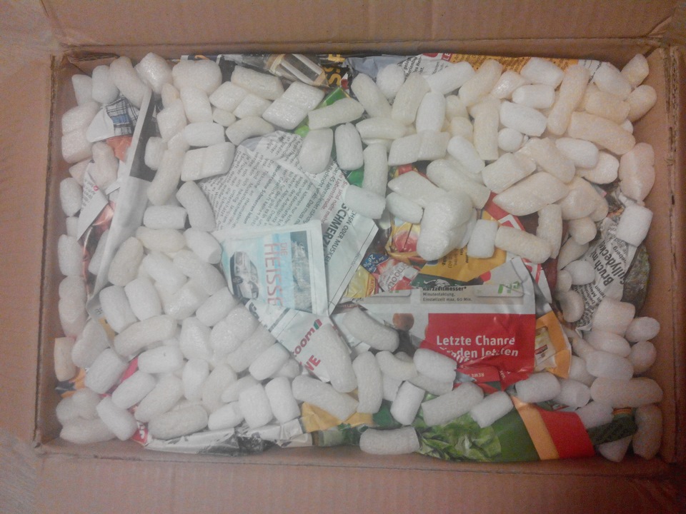 инструменты хоть и металлические, но немецкая педантичность требует безопасной упаковки пересылаемого товара! — Mercedes-Benz G-Class (W463 1G)