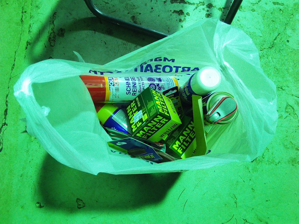 Фото в бортжурнале Mitsubishi Pajero (4G). Запчасти на фото: 1811100