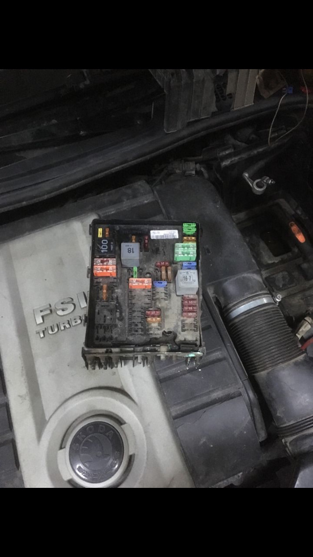 Куплю блок предохранителей. Срочно ! — Skoda Octavia RS A5 Mk2, 2 л ...