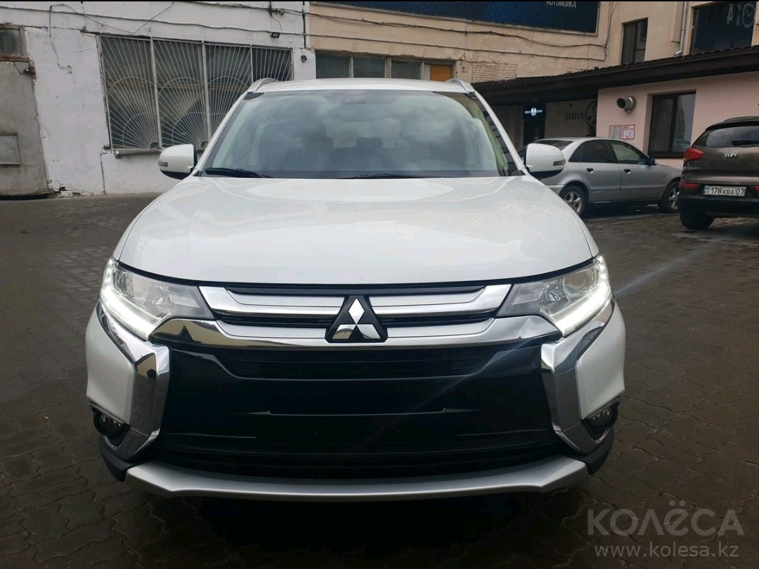 Хруст стук звук не понятный в ходовой — Mitsubishi Outlander (3G), 2,4 л,  2017 года | поломка | DRIVE2