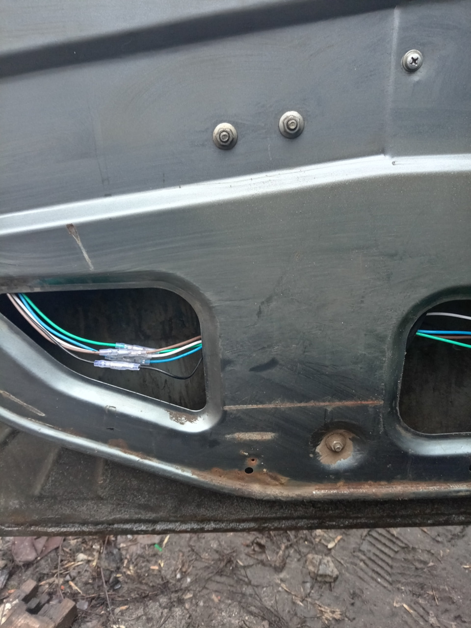 Проложил провода так — Lada 2120 Надежда