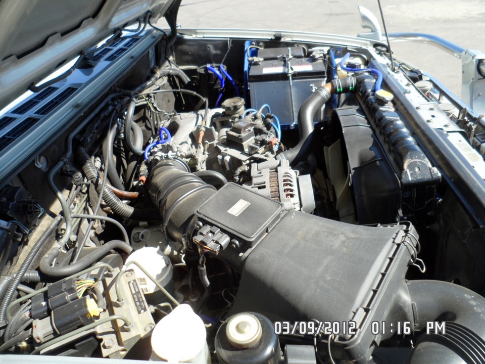 Фото моторного отсека — Mitsubishi Pajero (2G), 3 л, 1994 года | просто ...