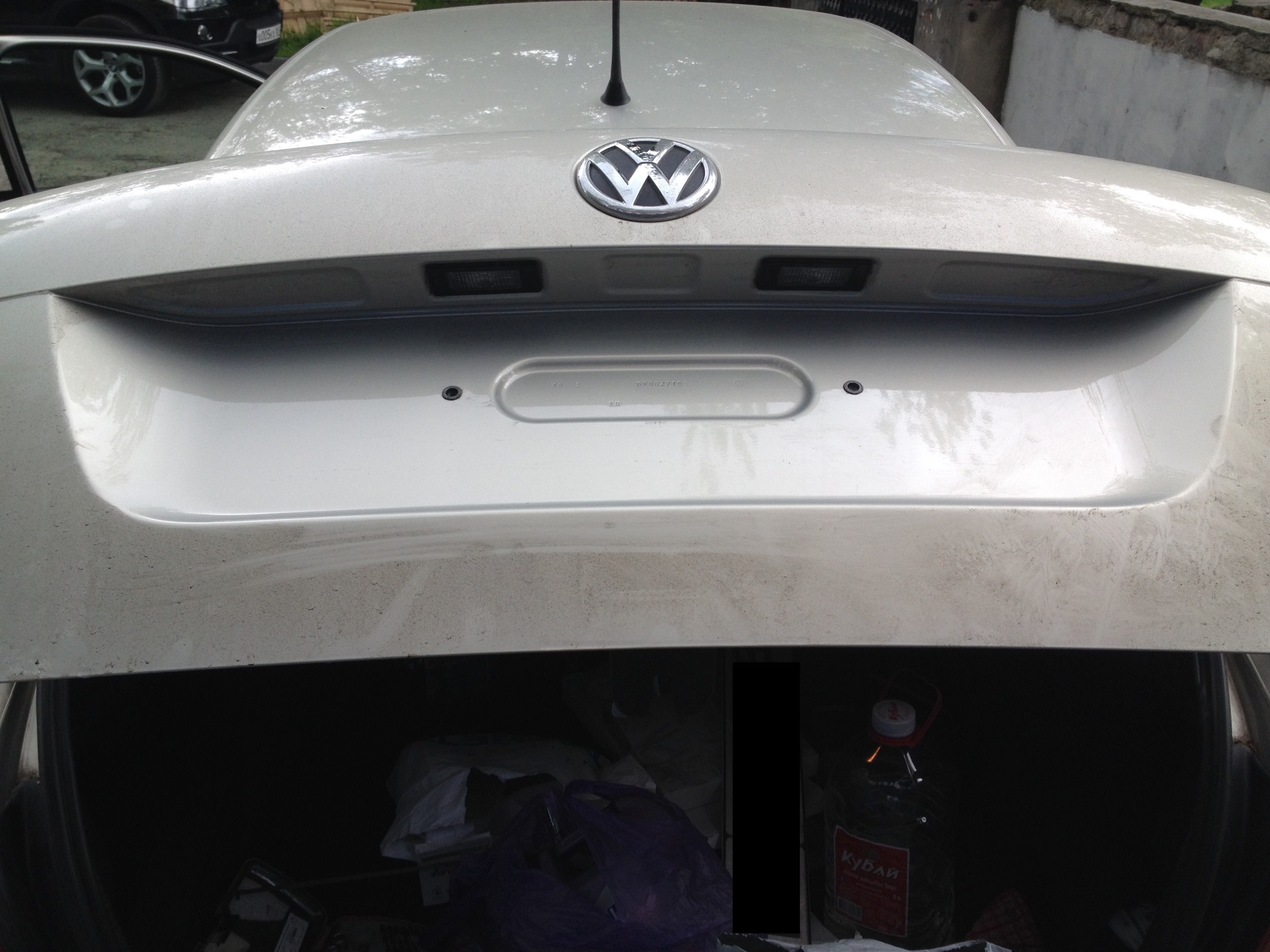 Прокладка под номерной знак Polo Sedan — Volkswagen Polo Sedan, 1,6 л ...