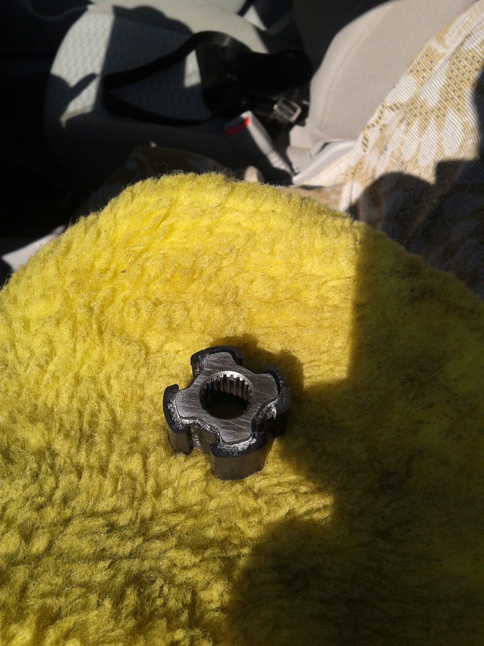 Устранение стука (смазка) ЭУР — Hyundai Accent (3G), 1,5 л, 2009 года ...