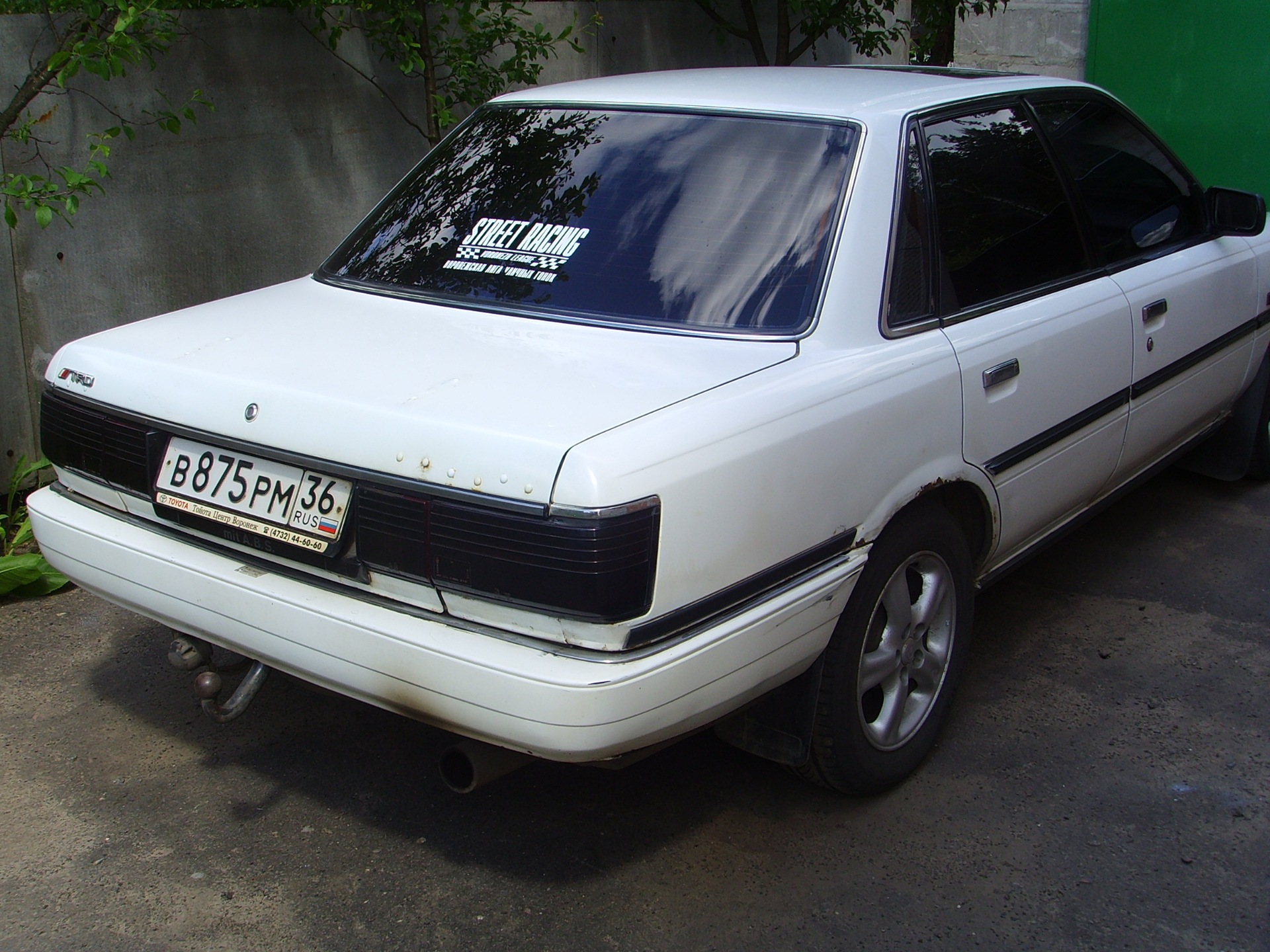 Making new eyelashes and removing the spoiler - Toyota Camry 20 L 1988