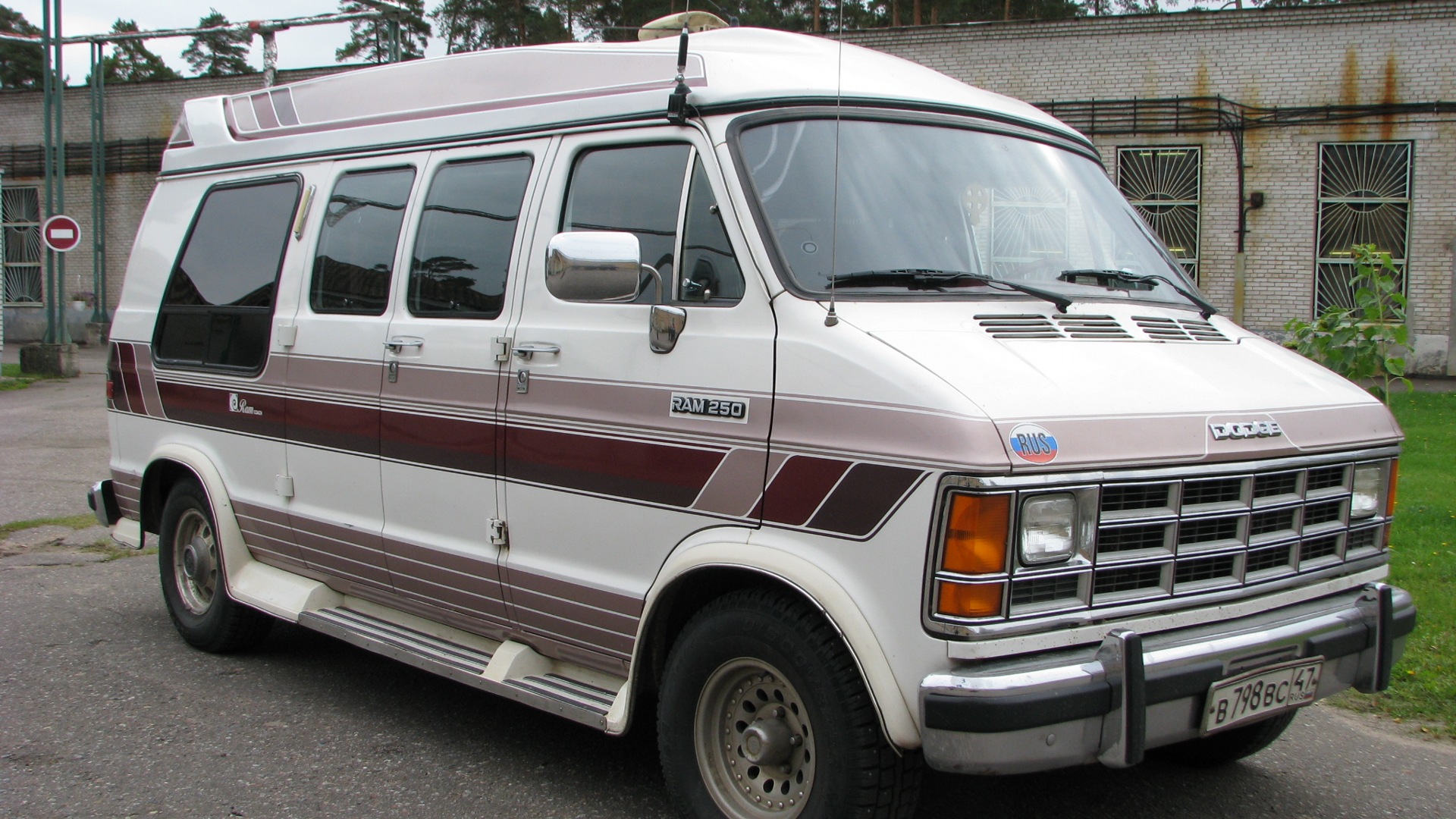 Dodge Ram van. Dodge Ram van 2g. Dodge Ram van 2. Dodge Ram van 1979.