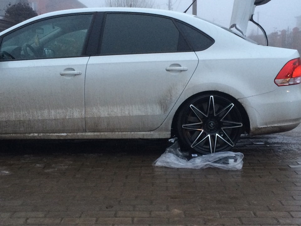 Продам диски. — Volkswagen Polo Sedan, 1,6 л, 2014 года | колёсные ...