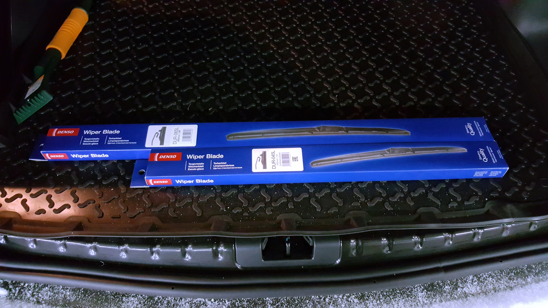 Denso wiper blade hybrid Denso wiper blade hybrid